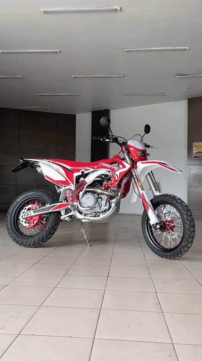 RM 250 2